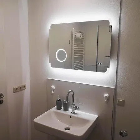 Winkler Apartment *