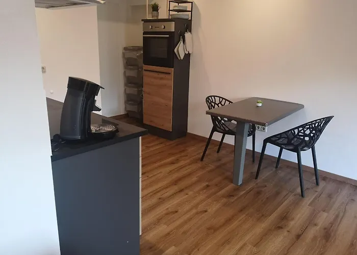 Winkler Apartment *